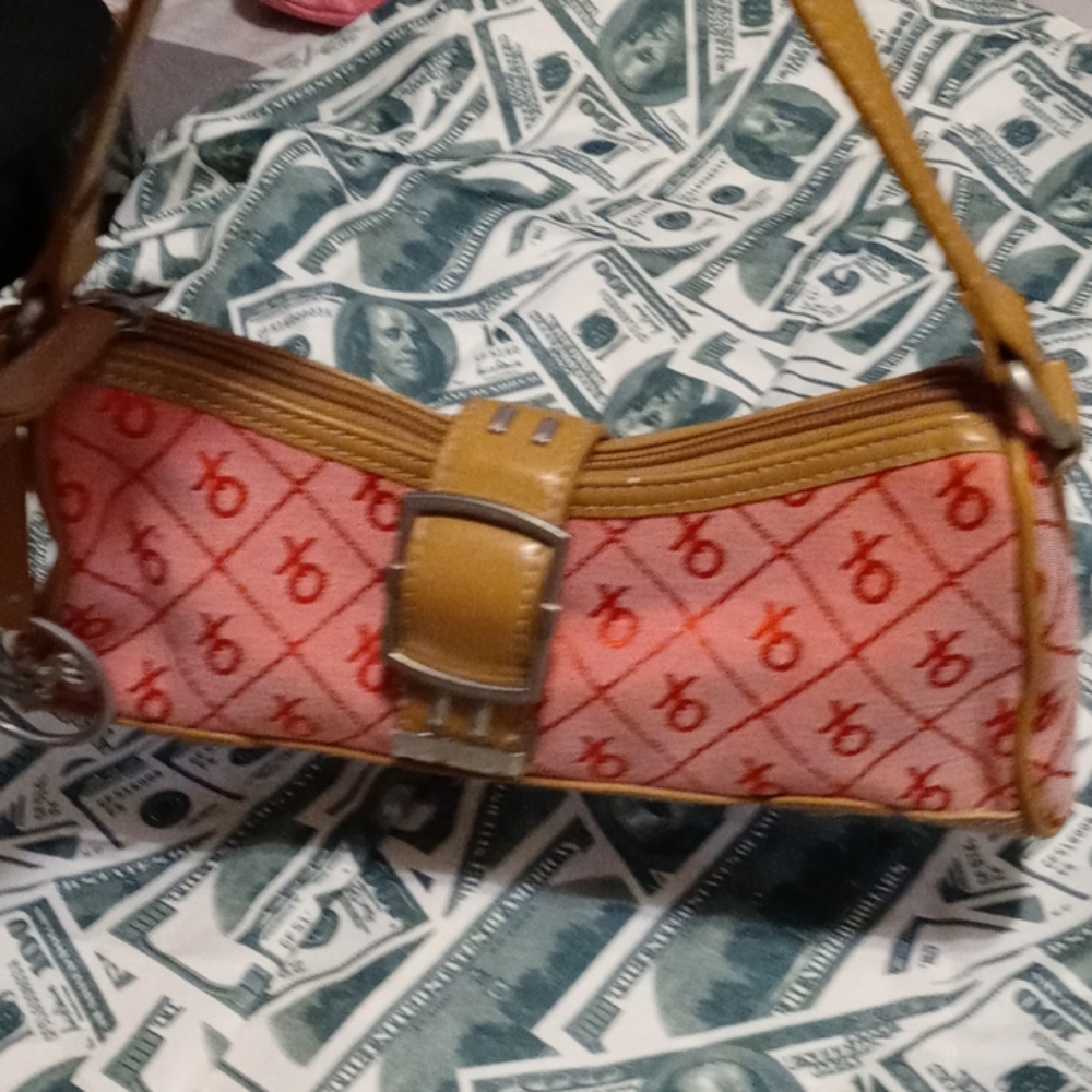 Pink shoulder bag